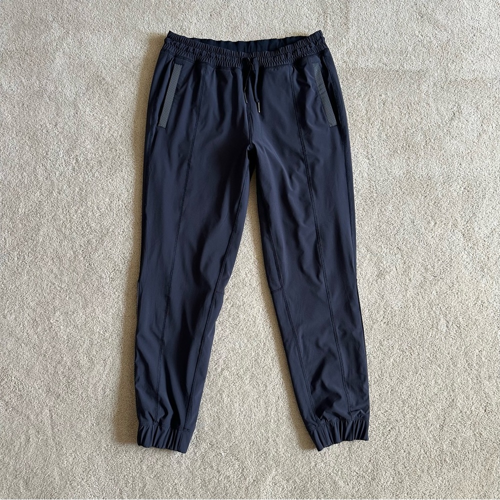 Lululemon Dark Gray Jogger Pant size 8